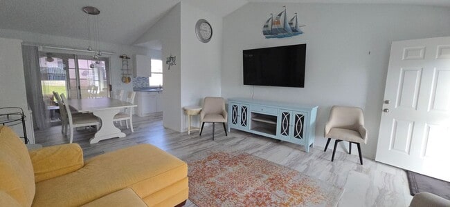 Foto del edificio - Village of Del Mar