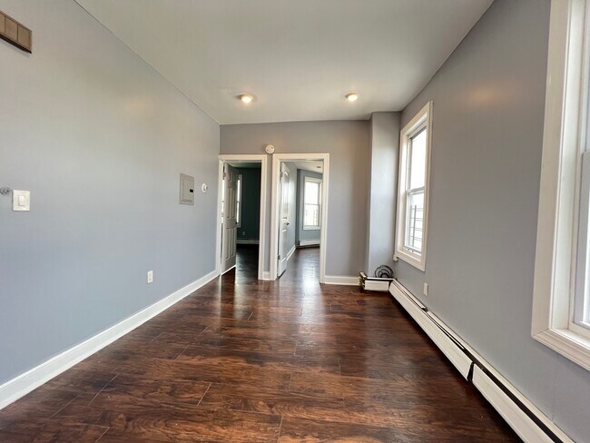 46 E 14th St 3F - 14 E 40th St