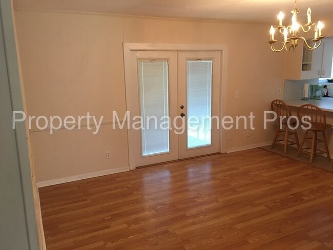 Foto del edificio - 10020 Belleshore Cir