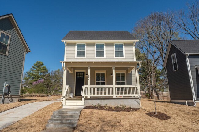 Building Photo - Beautiful New Home
