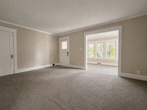 Building Photo - 223 Virgil Ave