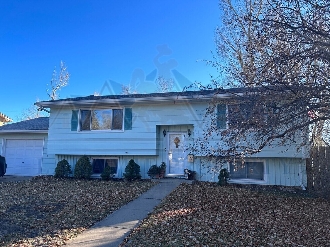 4 Bedroom 2 Bathroom House House Rental in Laramie, WY