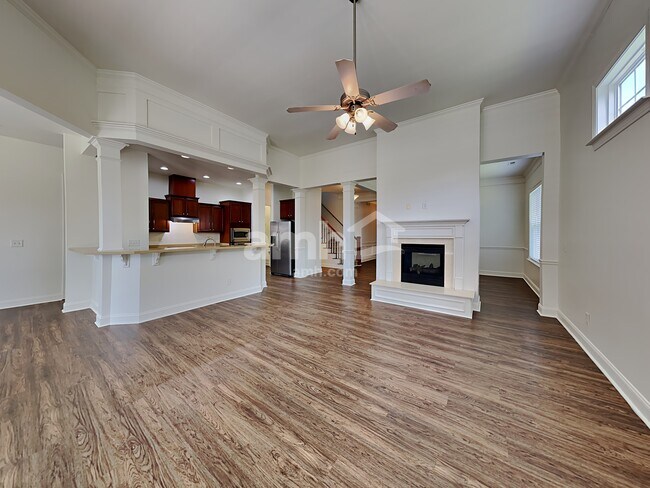 Building Photo - 1714 Almond Willow Way