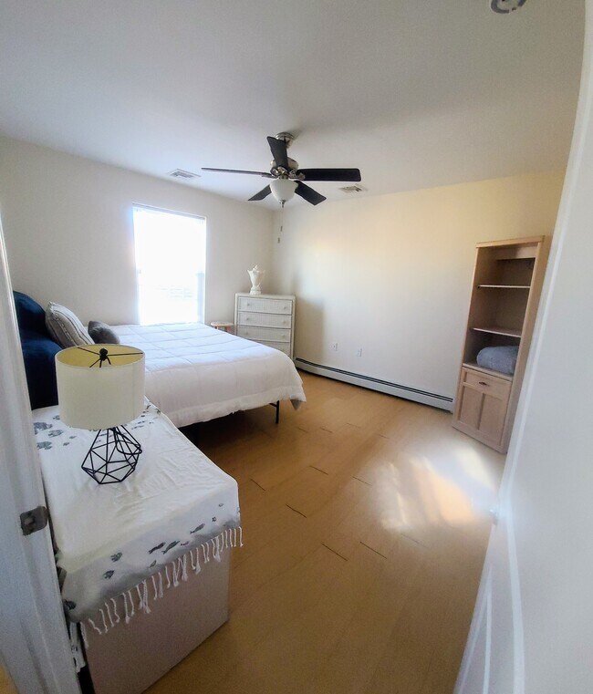 Foto del edificio - 213 Sheridan Ave