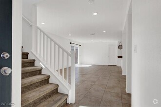 Building Photo - 1126 E Dorrell Ln