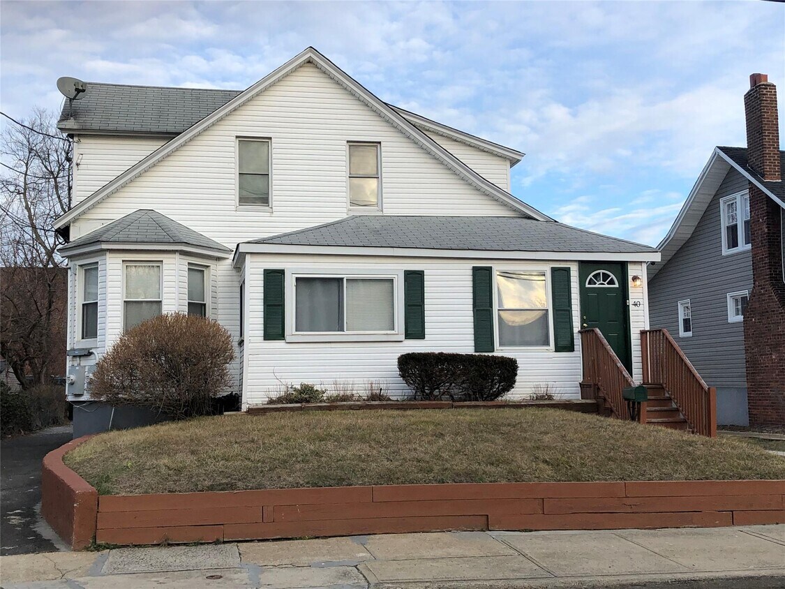 Foto principal - 40 Morton Ave