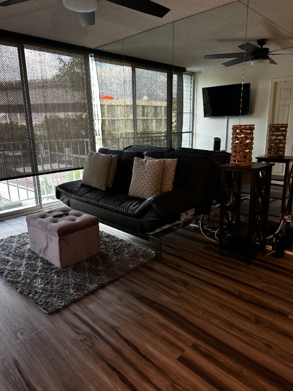 Photo - 2845 Waialae Ave (Honolulu, HI)