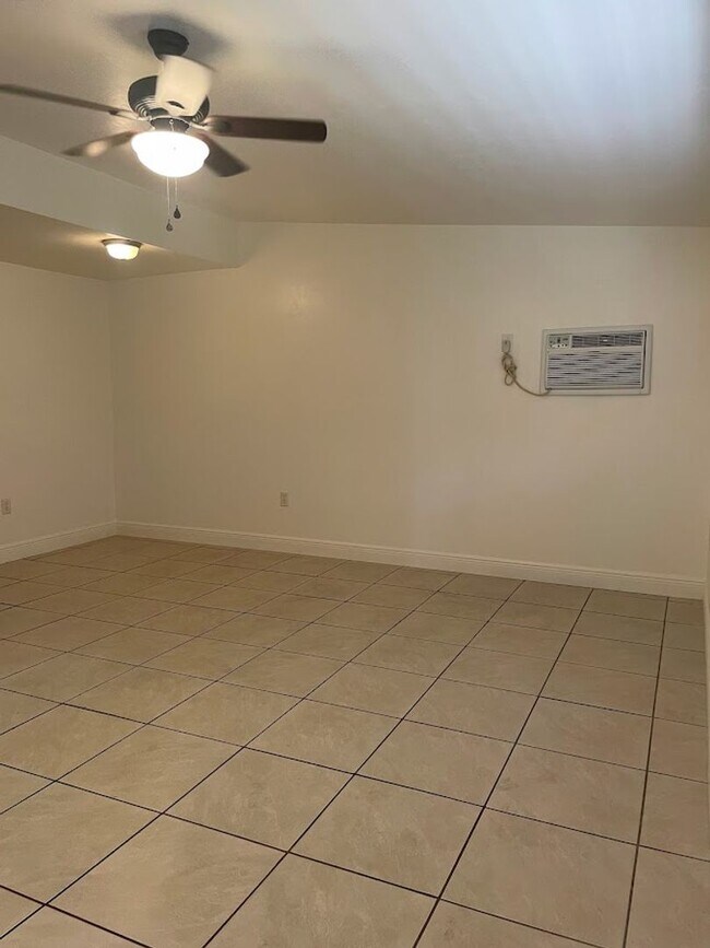 Foto del edificio - 3117 St Charles St