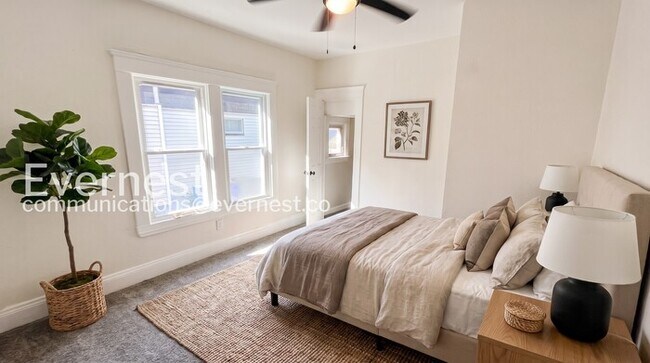 Foto del edificio - 937 Parkway Rd