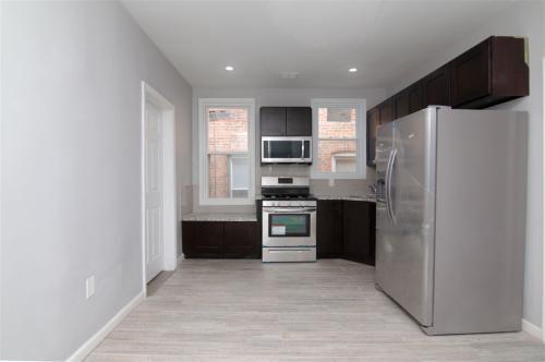 Foto del edificio - 83 Williams Ave