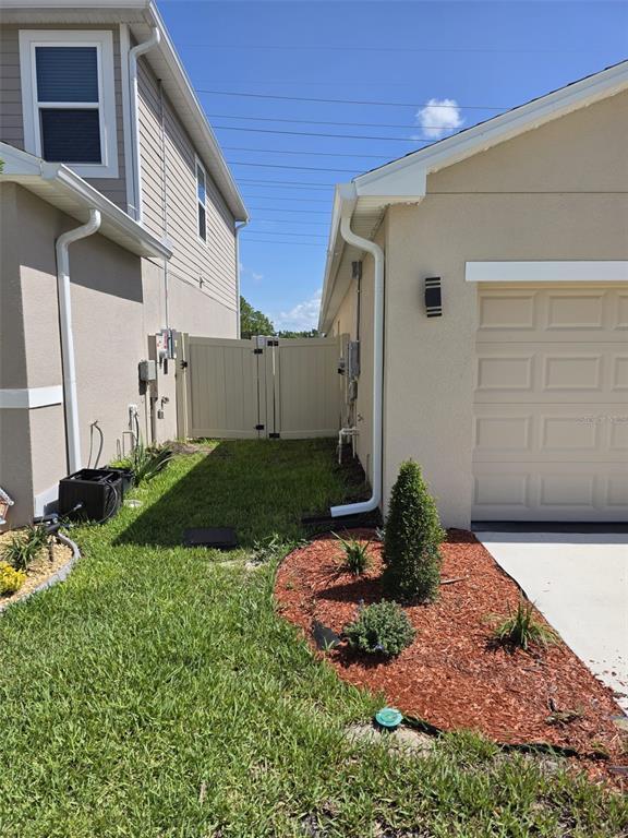 Building Photo - 559 Wayland Dr