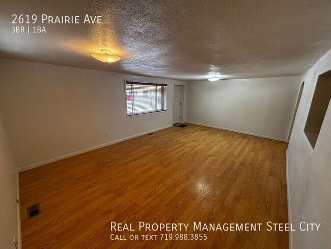 Foto del edificio - 2619 S Prairie Ave