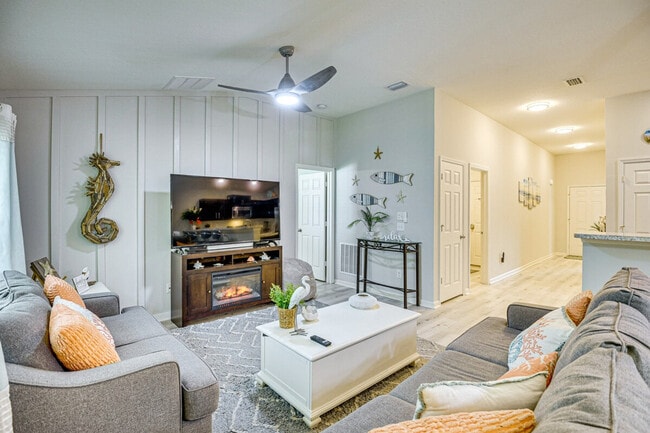 Building Photo - 123 Pergola Pl