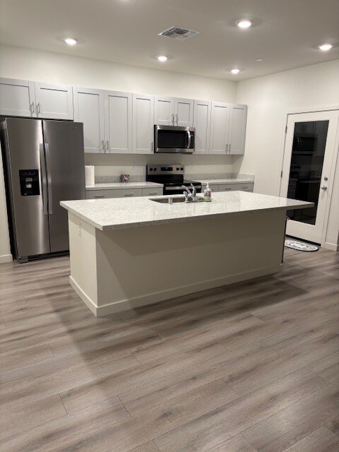 Foto del edificio - 1830 Orange Blossom Ln