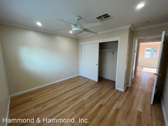 Building Photo - 2 br, 1 bath House - 10067 Lev Ave.