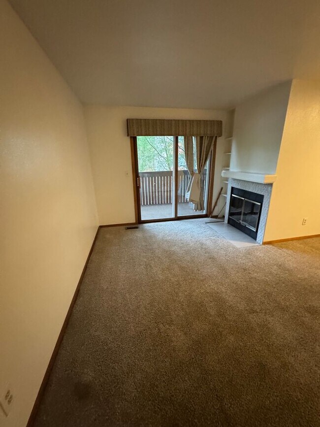 Foto del edificio - 7202 Foxridge Cir