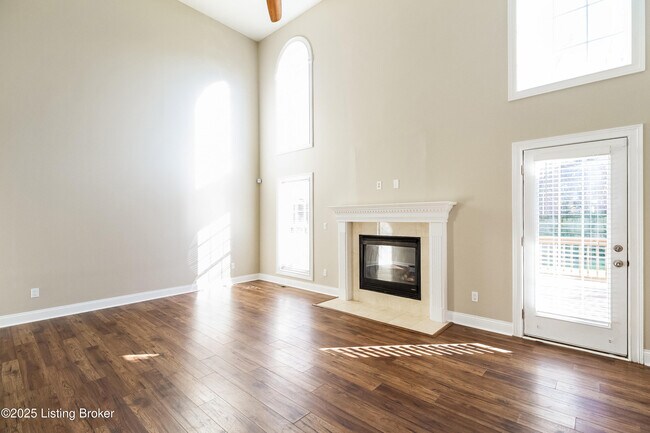 Foto del edificio - 14411 Estate Ridge Boulevard