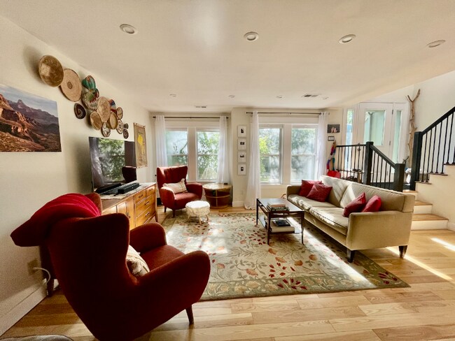 Photo - 82 Benthaven Pl Townhome