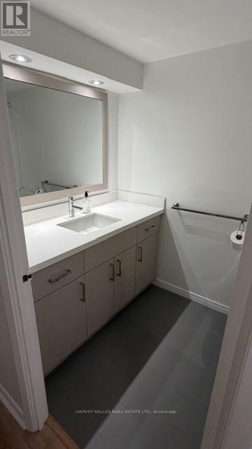 Photo du bâtiment - 409-360-360 Bloor St E