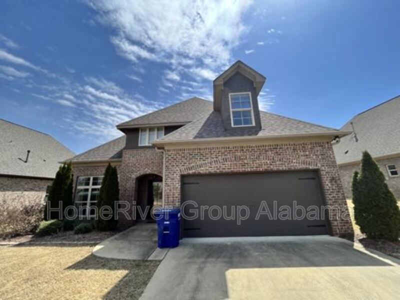 Primary Photo - 1029 Edgewater Ln
