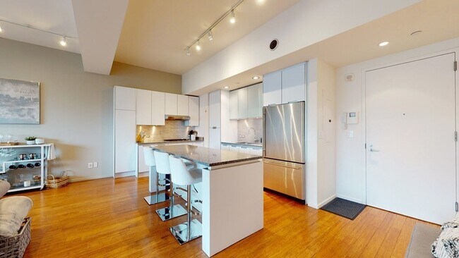 Building Photo - 141 Dorchester St