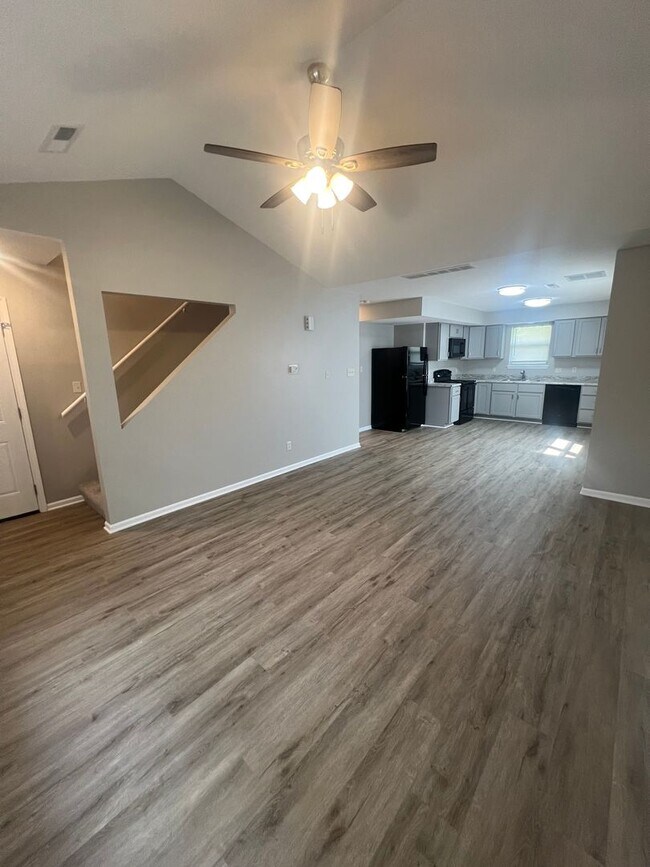 Building Photo - 3704-3706 Pimlico