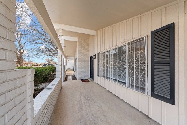 Foto del edificio - 4402 Seabreeze Dr