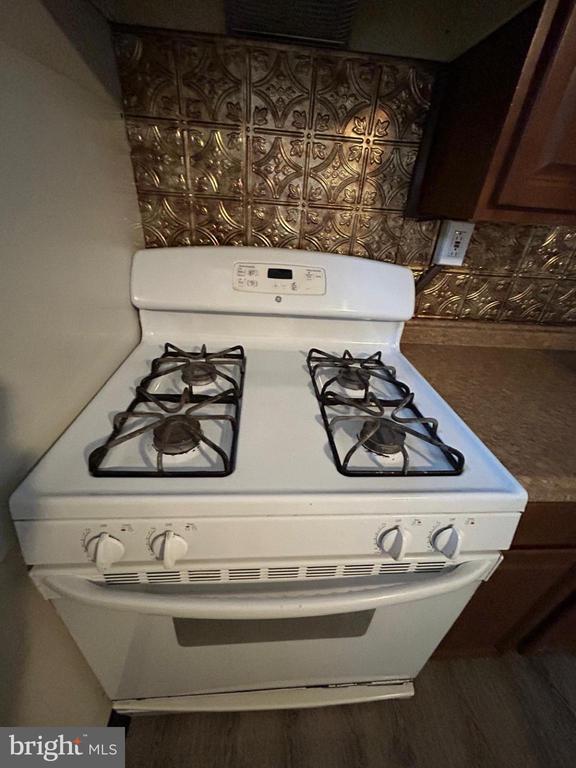 Foto del edificio - 4116 Raymonn Ave