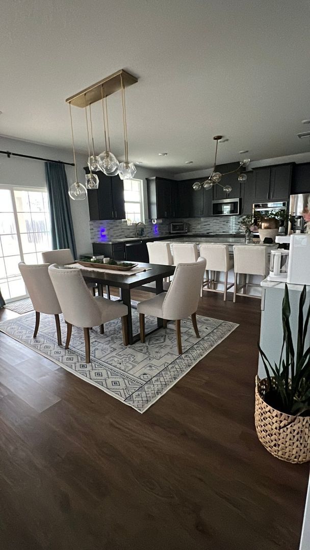 Building Photo - Spacious 4BR+Office House in Austin