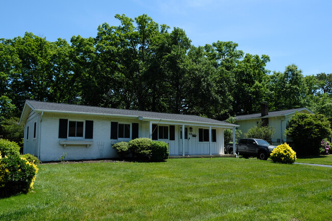 Building Photo - 6027 Frontier Dr