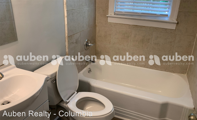 Building Photo - 4 br, 1 bath House - 702 Duke Avenue