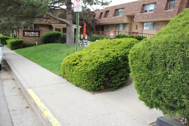 Building Photo - 1140 Walnut Ave