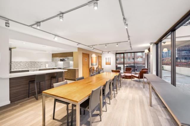 Foto del edificio - 2 bedroom in Seattle WA 98121