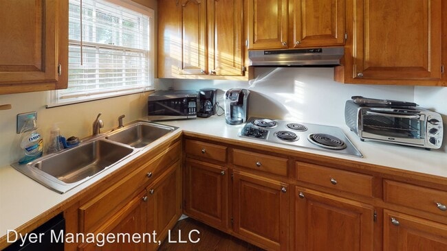 Building Photo - 3 br, 2.5 bath House - 6582 Cabot Drive