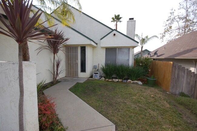 Building Photo - 517 Barnett Dr