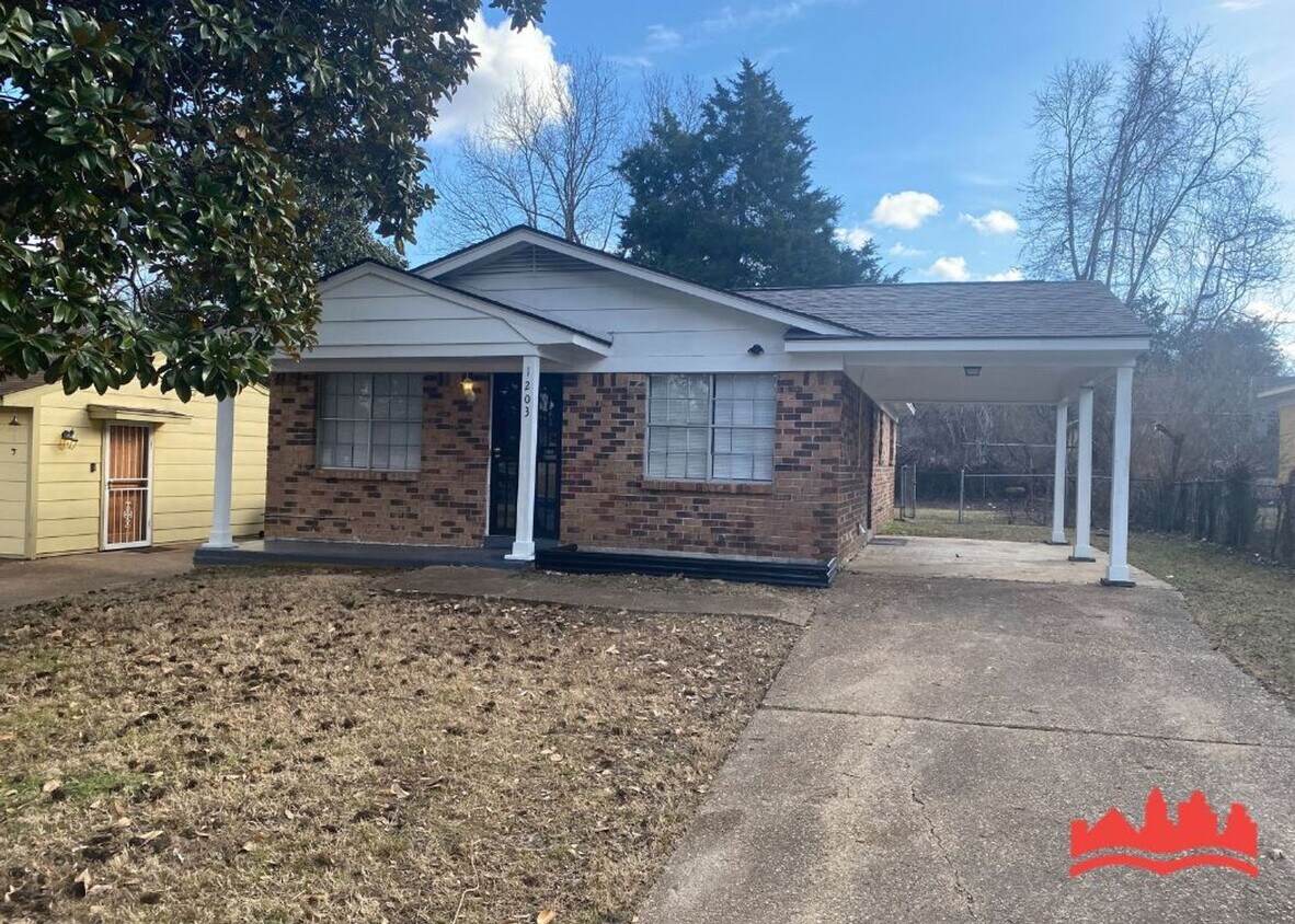 Foto principal - 1203 Fiber Rd