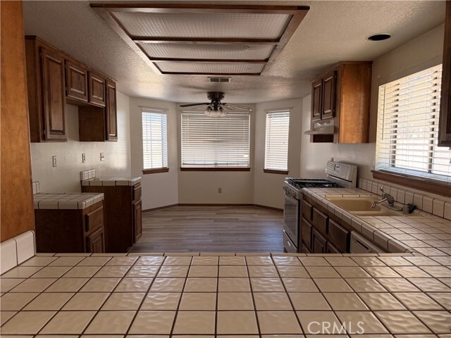 Foto del edificio - 12901 Briarcliff Dr