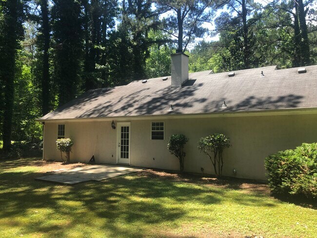 Building Photo - 55 Rollingwood Trail