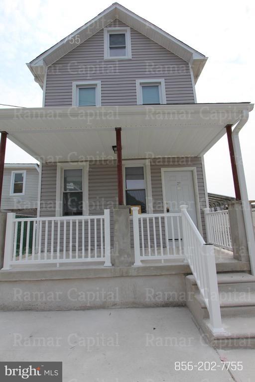 Building Photo - 1123 Cambridge St