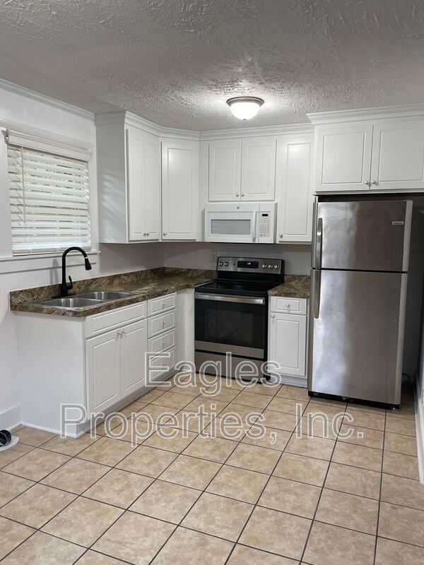 Foto del edificio - 219 Country Acres Rd