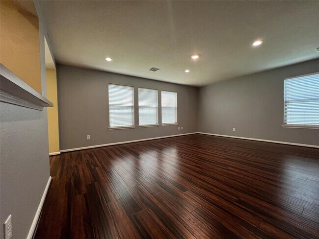 Building Photo - 3810 Granite Springs Ln