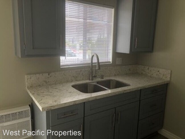 Foto del edificio - 1 br, 1 bath Apartment - 1400 Gramercy Place