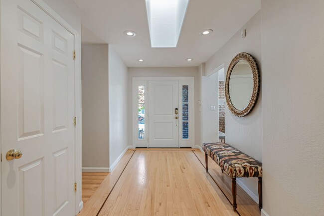Foto del edificio - Executive Almaden Valley Home