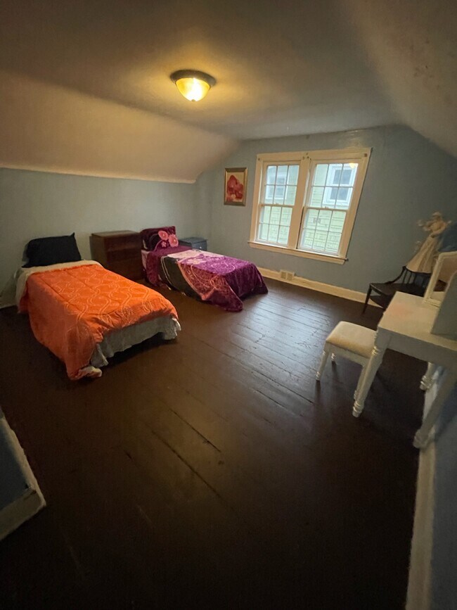 Foto del edificio - 559 E Avondale Ave