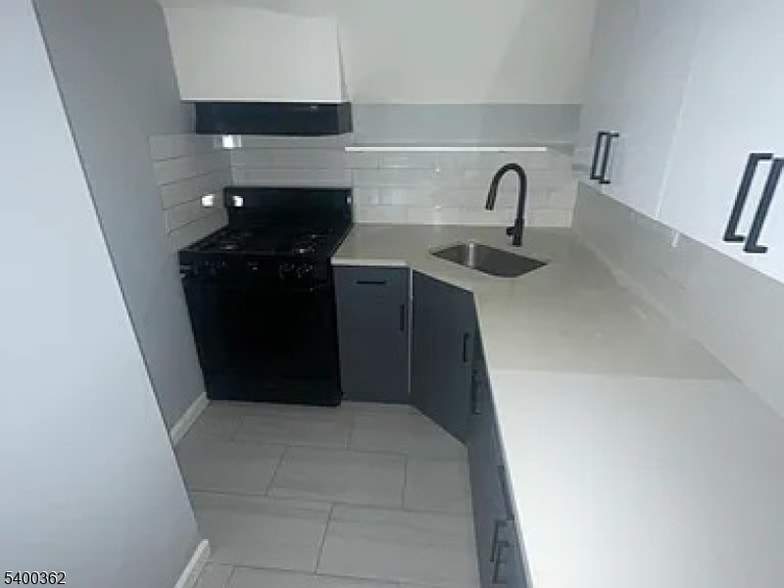 Foto del edificio - 848 S 14th St