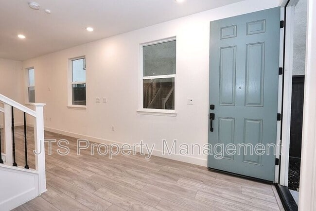 Building Photo - 3542 Nuestra Ave