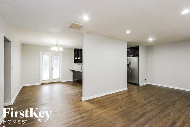 Building Photo - 2820 Hidden Forest Ct