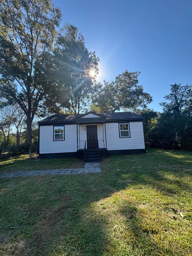 Primary Photo - 2006 Scott Rd