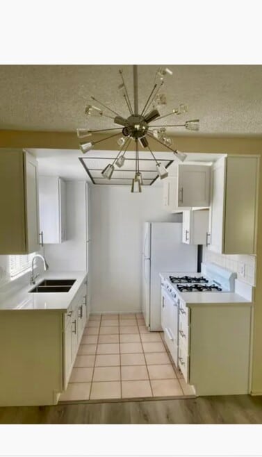 Building Photo - 5716 Waring Ave