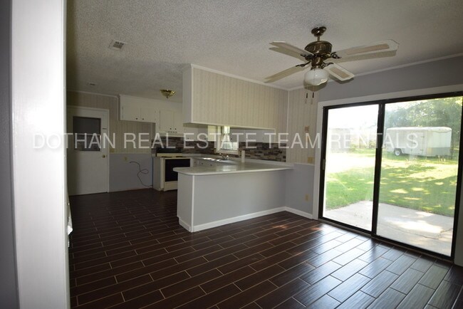 Foto del edificio - 206 Fairview Dr